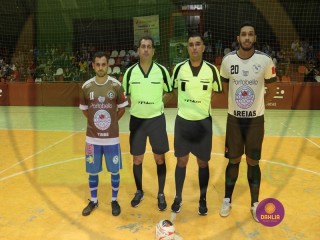 
<a style='margin-left: 5px;' class='btn btn-xs btn-social btn-facebook' href='https://www.facebook.com/sharer/sharer.php?u=https://boladovale.com.br/imgs/800-800-90/conteudo/fotos/1408/img2160.jpg' rel='popup' data-width='500' data-height='400'><i class='fa fa-facebook'></i>Compartilhar <span class='hidden-xs'>no Facebook</span>
</a> 
<a class='btn btn-default btn-xs' target='_blank' href='imgs/800-800-90/conteudo/fotos/1408/img2160.jpg'>
<span class='glyphicon glyphicon-cloud-download'></span> Salvar
</a> 
<span></span>