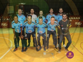 
<a style='margin-left: 5px;' class='btn btn-xs btn-social btn-facebook' href='https://www.facebook.com/sharer/sharer.php?u=https://boladovale.com.br/imgs/800-800-90/conteudo/fotos/1408/img2206.jpg' rel='popup' data-width='500' data-height='400'><i class='fa fa-facebook'></i>Compartilhar <span class='hidden-xs'>no Facebook</span>
</a> 
<a class='btn btn-default btn-xs' target='_blank' href='imgs/800-800-90/conteudo/fotos/1408/img2206.jpg'>
<span class='glyphicon glyphicon-cloud-download'></span> Salvar
</a> 
<span></span>