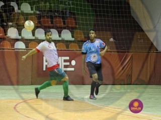 
<a style='margin-left: 5px;' class='btn btn-xs btn-social btn-facebook' href='https://www.facebook.com/sharer/sharer.php?u=https://boladovale.com.br/imgs/800-800-90/conteudo/fotos/1408/img2223.jpg' rel='popup' data-width='500' data-height='400'><i class='fa fa-facebook'></i>Compartilhar <span class='hidden-xs'>no Facebook</span>
</a> 
<a class='btn btn-default btn-xs' target='_blank' href='imgs/800-800-90/conteudo/fotos/1408/img2223.jpg'>
<span class='glyphicon glyphicon-cloud-download'></span> Salvar
</a> 
<span></span>