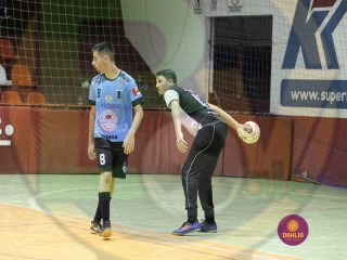 
<a style='margin-left: 5px;' class='btn btn-xs btn-social btn-facebook' href='https://www.facebook.com/sharer/sharer.php?u=https://boladovale.com.br/imgs/800-800-90/conteudo/fotos/1408/img2230.jpg' rel='popup' data-width='500' data-height='400'><i class='fa fa-facebook'></i>Compartilhar <span class='hidden-xs'>no Facebook</span>
</a> 
<a class='btn btn-default btn-xs' target='_blank' href='imgs/800-800-90/conteudo/fotos/1408/img2230.jpg'>
<span class='glyphicon glyphicon-cloud-download'></span> Salvar
</a> 
<span></span>