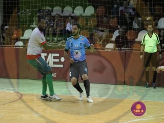 
<a style='margin-left: 5px;' class='btn btn-xs btn-social btn-facebook' href='https://www.facebook.com/sharer/sharer.php?u=https://boladovale.com.br/imgs/800-800-90/conteudo/fotos/1408/img2238.jpg' rel='popup' data-width='500' data-height='400'><i class='fa fa-facebook'></i>Compartilhar <span class='hidden-xs'>no Facebook</span>
</a> 
<a class='btn btn-default btn-xs' target='_blank' href='imgs/800-800-90/conteudo/fotos/1408/img2238.jpg'>
<span class='glyphicon glyphicon-cloud-download'></span> Salvar
</a> 
<span></span>