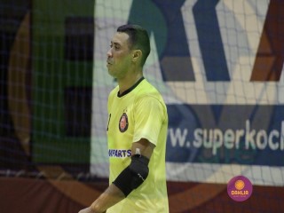 
<a style='margin-left: 5px;' class='btn btn-xs btn-social btn-facebook' href='https://www.facebook.com/sharer/sharer.php?u=https://boladovale.com.br/imgs/800-800-90/conteudo/fotos/1408/img2275.jpg' rel='popup' data-width='500' data-height='400'><i class='fa fa-facebook'></i>Compartilhar <span class='hidden-xs'>no Facebook</span>
</a> 
<a class='btn btn-default btn-xs' target='_blank' href='imgs/800-800-90/conteudo/fotos/1408/img2275.jpg'>
<span class='glyphicon glyphicon-cloud-download'></span> Salvar
</a> 
<span></span>