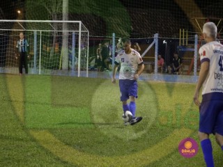 
<a style='margin-left: 5px;' class='btn btn-xs btn-social btn-facebook' href='https://www.facebook.com/sharer/sharer.php?u=https://boladovale.com.br/imgs/800-800-90/conteudo/fotos/1410/mg2572.jpg' rel='popup' data-width='500' data-height='400'><i class='fa fa-facebook'></i>Compartilhar <span class='hidden-xs'>no Facebook</span>
</a> 
<a class='btn btn-default btn-xs' target='_blank' href='imgs/800-800-90/conteudo/fotos/1410/mg2572.jpg'>
<span class='glyphicon glyphicon-cloud-download'></span> Salvar
</a> 
<span></span>