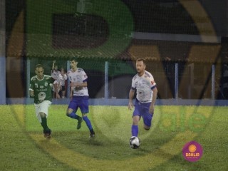 
<a style='margin-left: 5px;' class='btn btn-xs btn-social btn-facebook' href='https://www.facebook.com/sharer/sharer.php?u=https://boladovale.com.br/imgs/800-800-90/conteudo/fotos/1410/mg2593.jpg' rel='popup' data-width='500' data-height='400'><i class='fa fa-facebook'></i>Compartilhar <span class='hidden-xs'>no Facebook</span>
</a> 
<a class='btn btn-default btn-xs' target='_blank' href='imgs/800-800-90/conteudo/fotos/1410/mg2593.jpg'>
<span class='glyphicon glyphicon-cloud-download'></span> Salvar
</a> 
<span></span>