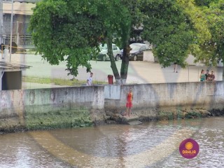 
<a style='margin-left: 5px;' class='btn btn-xs btn-social btn-facebook' href='https://www.facebook.com/sharer/sharer.php?u=https://boladovale.com.br/imgs/800-800-90/conteudo/fotos/1420/img6387.jpg' rel='popup' data-width='500' data-height='400'><i class='fa fa-facebook'></i>Compartilhar <span class='hidden-xs'>no Facebook</span>
</a> 
<a class='btn btn-default btn-xs' target='_blank' href='imgs/800-800-90/conteudo/fotos/1420/img6387.jpg'>
<span class='glyphicon glyphicon-cloud-download'></span> Salvar
</a> 
<span></span>