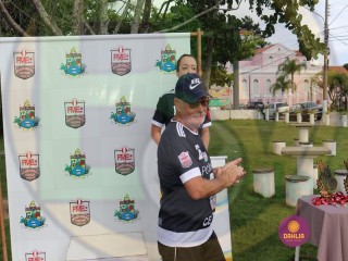 
<a style='margin-left: 5px;' class='btn btn-xs btn-social btn-facebook' href='https://www.facebook.com/sharer/sharer.php?u=https://boladovale.com.br/imgs/800-800-90/conteudo/fotos/1420/img6401-2.jpg' rel='popup' data-width='500' data-height='400'><i class='fa fa-facebook'></i>Compartilhar <span class='hidden-xs'>no Facebook</span>
</a> 
<a class='btn btn-default btn-xs' target='_blank' href='imgs/800-800-90/conteudo/fotos/1420/img6401-2.jpg'>
<span class='glyphicon glyphicon-cloud-download'></span> Salvar
</a> 
<span></span>