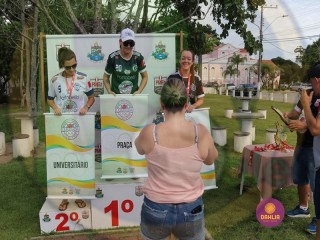 
<a style='margin-left: 5px;' class='btn btn-xs btn-social btn-facebook' href='https://www.facebook.com/sharer/sharer.php?u=https://boladovale.com.br/imgs/800-800-90/conteudo/fotos/1420/img6401-6.jpg' rel='popup' data-width='500' data-height='400'><i class='fa fa-facebook'></i>Compartilhar <span class='hidden-xs'>no Facebook</span>
</a> 
<a class='btn btn-default btn-xs' target='_blank' href='imgs/800-800-90/conteudo/fotos/1420/img6401-6.jpg'>
<span class='glyphicon glyphicon-cloud-download'></span> Salvar
</a> 
<span></span>