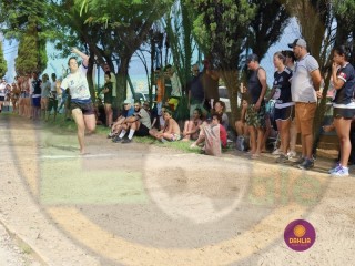 
<a style='margin-left: 5px;' class='btn btn-xs btn-social btn-facebook' href='https://www.facebook.com/sharer/sharer.php?u=https://boladovale.com.br/imgs/800-800-90/conteudo/fotos/1424/img4093.jpg' rel='popup' data-width='500' data-height='400'><i class='fa fa-facebook'></i>Compartilhar <span class='hidden-xs'>no Facebook</span>
</a> 
<a class='btn btn-default btn-xs' target='_blank' href='imgs/800-800-90/conteudo/fotos/1424/img4093.jpg'>
<span class='glyphicon glyphicon-cloud-download'></span> Salvar
</a> 
<span></span>
