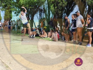 
<a style='margin-left: 5px;' class='btn btn-xs btn-social btn-facebook' href='https://www.facebook.com/sharer/sharer.php?u=https://boladovale.com.br/imgs/800-800-90/conteudo/fotos/1424/img4094.jpg' rel='popup' data-width='500' data-height='400'><i class='fa fa-facebook'></i>Compartilhar <span class='hidden-xs'>no Facebook</span>
</a> 
<a class='btn btn-default btn-xs' target='_blank' href='imgs/800-800-90/conteudo/fotos/1424/img4094.jpg'>
<span class='glyphicon glyphicon-cloud-download'></span> Salvar
</a> 
<span></span>