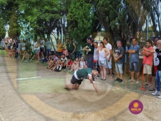 
<a style='margin-left: 5px;' class='btn btn-xs btn-social btn-facebook' href='https://www.facebook.com/sharer/sharer.php?u=https://boladovale.com.br/imgs/800-800-90/conteudo/fotos/1425/img3886.jpg' rel='popup' data-width='500' data-height='400'><i class='fa fa-facebook'></i>Compartilhar <span class='hidden-xs'>no Facebook</span>
</a> 
<a class='btn btn-default btn-xs' target='_blank' href='imgs/800-800-90/conteudo/fotos/1425/img3886.jpg'>
<span class='glyphicon glyphicon-cloud-download'></span> Salvar
</a> 
<span></span>