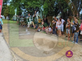 
<a style='margin-left: 5px;' class='btn btn-xs btn-social btn-facebook' href='https://www.facebook.com/sharer/sharer.php?u=https://boladovale.com.br/imgs/800-800-90/conteudo/fotos/1425/img3888.jpg' rel='popup' data-width='500' data-height='400'><i class='fa fa-facebook'></i>Compartilhar <span class='hidden-xs'>no Facebook</span>
</a> 
<a class='btn btn-default btn-xs' target='_blank' href='imgs/800-800-90/conteudo/fotos/1425/img3888.jpg'>
<span class='glyphicon glyphicon-cloud-download'></span> Salvar
</a> 
<span></span>