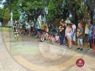 
<a style='margin-left: 5px;' class='btn btn-xs btn-social btn-facebook' href='https://www.facebook.com/sharer/sharer.php?u=https://boladovale.com.br/imgs/800-800-90/conteudo/fotos/1425/img3893.jpg' rel='popup' data-width='500' data-height='400'><i class='fa fa-facebook'></i>Compartilhar <span class='hidden-xs'>no Facebook</span>
</a> 
<a class='btn btn-default btn-xs' target='_blank' href='imgs/800-800-90/conteudo/fotos/1425/img3893.jpg'>
<span class='glyphicon glyphicon-cloud-download'></span> Salvar
</a> 
<span></span>