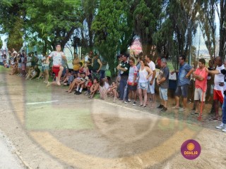 
<a style='margin-left: 5px;' class='btn btn-xs btn-social btn-facebook' href='https://www.facebook.com/sharer/sharer.php?u=https://boladovale.com.br/imgs/800-800-90/conteudo/fotos/1425/img3946.jpg' rel='popup' data-width='500' data-height='400'><i class='fa fa-facebook'></i>Compartilhar <span class='hidden-xs'>no Facebook</span>
</a> 
<a class='btn btn-default btn-xs' target='_blank' href='imgs/800-800-90/conteudo/fotos/1425/img3946.jpg'>
<span class='glyphicon glyphicon-cloud-download'></span> Salvar
</a> 
<span></span>