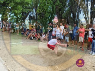 
<a style='margin-left: 5px;' class='btn btn-xs btn-social btn-facebook' href='https://www.facebook.com/sharer/sharer.php?u=https://boladovale.com.br/imgs/800-800-90/conteudo/fotos/1425/img3950.jpg' rel='popup' data-width='500' data-height='400'><i class='fa fa-facebook'></i>Compartilhar <span class='hidden-xs'>no Facebook</span>
</a> 
<a class='btn btn-default btn-xs' target='_blank' href='imgs/800-800-90/conteudo/fotos/1425/img3950.jpg'>
<span class='glyphicon glyphicon-cloud-download'></span> Salvar
</a> 
<span></span>