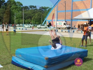 
<a style='margin-left: 5px;' class='btn btn-xs btn-social btn-facebook' href='https://www.facebook.com/sharer/sharer.php?u=https://boladovale.com.br/imgs/800-800-90/conteudo/fotos/1427/img6743.jpg' rel='popup' data-width='500' data-height='400'><i class='fa fa-facebook'></i>Compartilhar <span class='hidden-xs'>no Facebook</span>
</a> 
<a class='btn btn-default btn-xs' target='_blank' href='imgs/800-800-90/conteudo/fotos/1427/img6743.jpg'>
<span class='glyphicon glyphicon-cloud-download'></span> Salvar
</a> 
<span></span>