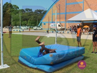 
<a style='margin-left: 5px;' class='btn btn-xs btn-social btn-facebook' href='https://www.facebook.com/sharer/sharer.php?u=https://boladovale.com.br/imgs/800-800-90/conteudo/fotos/1427/img6757.jpg' rel='popup' data-width='500' data-height='400'><i class='fa fa-facebook'></i>Compartilhar <span class='hidden-xs'>no Facebook</span>
</a> 
<a class='btn btn-default btn-xs' target='_blank' href='imgs/800-800-90/conteudo/fotos/1427/img6757.jpg'>
<span class='glyphicon glyphicon-cloud-download'></span> Salvar
</a> 
<span></span>