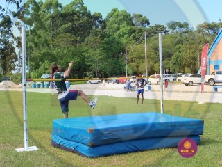 
<a style='margin-left: 5px;' class='btn btn-xs btn-social btn-facebook' href='https://www.facebook.com/sharer/sharer.php?u=https://boladovale.com.br/imgs/800-800-90/conteudo/fotos/1427/img6805.jpg' rel='popup' data-width='500' data-height='400'><i class='fa fa-facebook'></i>Compartilhar <span class='hidden-xs'>no Facebook</span>
</a> 
<a class='btn btn-default btn-xs' target='_blank' href='imgs/800-800-90/conteudo/fotos/1427/img6805.jpg'>
<span class='glyphicon glyphicon-cloud-download'></span> Salvar
</a> 
<span></span>