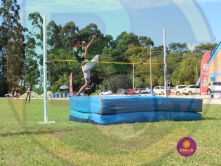 
<a style='margin-left: 5px;' class='btn btn-xs btn-social btn-facebook' href='https://www.facebook.com/sharer/sharer.php?u=https://boladovale.com.br/imgs/800-800-90/conteudo/fotos/1427/img6849.jpg' rel='popup' data-width='500' data-height='400'><i class='fa fa-facebook'></i>Compartilhar <span class='hidden-xs'>no Facebook</span>
</a> 
<a class='btn btn-default btn-xs' target='_blank' href='imgs/800-800-90/conteudo/fotos/1427/img6849.jpg'>
<span class='glyphicon glyphicon-cloud-download'></span> Salvar
</a> 
<span></span>