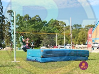 
<a style='margin-left: 5px;' class='btn btn-xs btn-social btn-facebook' href='https://www.facebook.com/sharer/sharer.php?u=https://boladovale.com.br/imgs/800-800-90/conteudo/fotos/1427/img6851.jpg' rel='popup' data-width='500' data-height='400'><i class='fa fa-facebook'></i>Compartilhar <span class='hidden-xs'>no Facebook</span>
</a> 
<a class='btn btn-default btn-xs' target='_blank' href='imgs/800-800-90/conteudo/fotos/1427/img6851.jpg'>
<span class='glyphicon glyphicon-cloud-download'></span> Salvar
</a> 
<span></span>