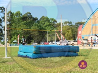 
<a style='margin-left: 5px;' class='btn btn-xs btn-social btn-facebook' href='https://www.facebook.com/sharer/sharer.php?u=https://boladovale.com.br/imgs/800-800-90/conteudo/fotos/1427/img6856.jpg' rel='popup' data-width='500' data-height='400'><i class='fa fa-facebook'></i>Compartilhar <span class='hidden-xs'>no Facebook</span>
</a> 
<a class='btn btn-default btn-xs' target='_blank' href='imgs/800-800-90/conteudo/fotos/1427/img6856.jpg'>
<span class='glyphicon glyphicon-cloud-download'></span> Salvar
</a> 
<span></span>