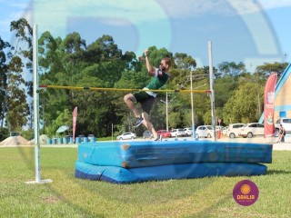 
<a style='margin-left: 5px;' class='btn btn-xs btn-social btn-facebook' href='https://www.facebook.com/sharer/sharer.php?u=https://boladovale.com.br/imgs/800-800-90/conteudo/fotos/1427/img6868.jpg' rel='popup' data-width='500' data-height='400'><i class='fa fa-facebook'></i>Compartilhar <span class='hidden-xs'>no Facebook</span>
</a> 
<a class='btn btn-default btn-xs' target='_blank' href='imgs/800-800-90/conteudo/fotos/1427/img6868.jpg'>
<span class='glyphicon glyphicon-cloud-download'></span> Salvar
</a> 
<span></span>