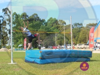 
<a style='margin-left: 5px;' class='btn btn-xs btn-social btn-facebook' href='https://www.facebook.com/sharer/sharer.php?u=https://boladovale.com.br/imgs/800-800-90/conteudo/fotos/1427/img6879.jpg' rel='popup' data-width='500' data-height='400'><i class='fa fa-facebook'></i>Compartilhar <span class='hidden-xs'>no Facebook</span>
</a> 
<a class='btn btn-default btn-xs' target='_blank' href='imgs/800-800-90/conteudo/fotos/1427/img6879.jpg'>
<span class='glyphicon glyphicon-cloud-download'></span> Salvar
</a> 
<span></span>