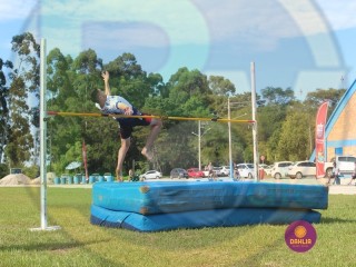 
<a style='margin-left: 5px;' class='btn btn-xs btn-social btn-facebook' href='https://www.facebook.com/sharer/sharer.php?u=https://boladovale.com.br/imgs/800-800-90/conteudo/fotos/1427/img6891.jpg' rel='popup' data-width='500' data-height='400'><i class='fa fa-facebook'></i>Compartilhar <span class='hidden-xs'>no Facebook</span>
</a> 
<a class='btn btn-default btn-xs' target='_blank' href='imgs/800-800-90/conteudo/fotos/1427/img6891.jpg'>
<span class='glyphicon glyphicon-cloud-download'></span> Salvar
</a> 
<span></span>