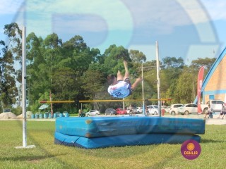 
<a style='margin-left: 5px;' class='btn btn-xs btn-social btn-facebook' href='https://www.facebook.com/sharer/sharer.php?u=https://boladovale.com.br/imgs/800-800-90/conteudo/fotos/1427/img6892.jpg' rel='popup' data-width='500' data-height='400'><i class='fa fa-facebook'></i>Compartilhar <span class='hidden-xs'>no Facebook</span>
</a> 
<a class='btn btn-default btn-xs' target='_blank' href='imgs/800-800-90/conteudo/fotos/1427/img6892.jpg'>
<span class='glyphicon glyphicon-cloud-download'></span> Salvar
</a> 
<span></span>
