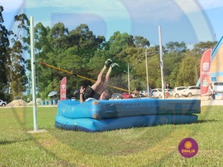 
<a style='margin-left: 5px;' class='btn btn-xs btn-social btn-facebook' href='https://www.facebook.com/sharer/sharer.php?u=https://boladovale.com.br/imgs/800-800-90/conteudo/fotos/1427/img6898.jpg' rel='popup' data-width='500' data-height='400'><i class='fa fa-facebook'></i>Compartilhar <span class='hidden-xs'>no Facebook</span>
</a> 
<a class='btn btn-default btn-xs' target='_blank' href='imgs/800-800-90/conteudo/fotos/1427/img6898.jpg'>
<span class='glyphicon glyphicon-cloud-download'></span> Salvar
</a> 
<span></span>