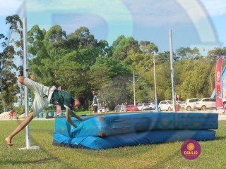 
<a style='margin-left: 5px;' class='btn btn-xs btn-social btn-facebook' href='https://www.facebook.com/sharer/sharer.php?u=https://boladovale.com.br/imgs/800-800-90/conteudo/fotos/1427/img6909.jpg' rel='popup' data-width='500' data-height='400'><i class='fa fa-facebook'></i>Compartilhar <span class='hidden-xs'>no Facebook</span>
</a> 
<a class='btn btn-default btn-xs' target='_blank' href='imgs/800-800-90/conteudo/fotos/1427/img6909.jpg'>
<span class='glyphicon glyphicon-cloud-download'></span> Salvar
</a> 
<span></span>