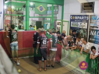 
<a style='margin-left: 5px;' class='btn btn-xs btn-social btn-facebook' href='https://www.facebook.com/sharer/sharer.php?u=https://boladovale.com.br/imgs/800-800-90/conteudo/fotos/1436/img7850.jpg' rel='popup' data-width='500' data-height='400'><i class='fa fa-facebook'></i>Compartilhar <span class='hidden-xs'>no Facebook</span>
</a> 
<a class='btn btn-default btn-xs' target='_blank' href='imgs/800-800-90/conteudo/fotos/1436/img7850.jpg'>
<span class='glyphicon glyphicon-cloud-download'></span> Salvar
</a> 
<span></span>