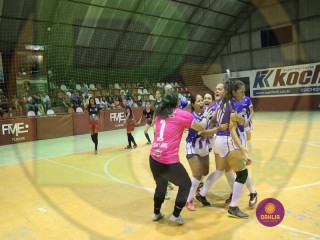 
<a style='margin-left: 5px;' class='btn btn-xs btn-social btn-facebook' href='https://www.facebook.com/sharer/sharer.php?u=https://boladovale.com.br/imgs/800-800-90/conteudo/fotos/1439/img8089.jpg' rel='popup' data-width='500' data-height='400'><i class='fa fa-facebook'></i>Compartilhar <span class='hidden-xs'>no Facebook</span>
</a> 
<a class='btn btn-default btn-xs' target='_blank' href='imgs/800-800-90/conteudo/fotos/1439/img8089.jpg'>
<span class='glyphicon glyphicon-cloud-download'></span> Salvar
</a> 
<span></span>
