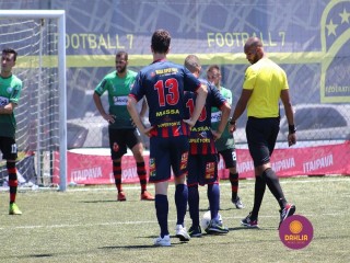 
<a style='margin-left: 5px;' class='btn btn-xs btn-social btn-facebook' href='https://www.facebook.com/sharer/sharer.php?u=https://boladovale.com.br/imgs/800-800-90/conteudo/fotos/1455/img1487.jpg' rel='popup' data-width='500' data-height='400'><i class='fa fa-facebook'></i>Compartilhar <span class='hidden-xs'>no Facebook</span>
</a> 
<a class='btn btn-default btn-xs' target='_blank' href='imgs/800-800-90/conteudo/fotos/1455/img1487.jpg'>
<span class='glyphicon glyphicon-cloud-download'></span> Salvar
</a> 
<span></span>
