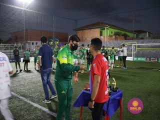 
<a style='margin-left: 5px;' class='btn btn-xs btn-social btn-facebook' href='https://www.facebook.com/sharer/sharer.php?u=https://boladovale.com.br/imgs/800-800-90/conteudo/fotos/1458/img4740.jpg' rel='popup' data-width='500' data-height='400'><i class='fa fa-facebook'></i>Compartilhar <span class='hidden-xs'>no Facebook</span>
</a> 
<a class='btn btn-default btn-xs' target='_blank' href='imgs/800-800-90/conteudo/fotos/1458/img4740.jpg'>
<span class='glyphicon glyphicon-cloud-download'></span> Salvar
</a> 
<span></span>