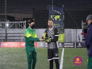 
<a style='margin-left: 5px;' class='btn btn-xs btn-social btn-facebook' href='https://www.facebook.com/sharer/sharer.php?u=https://boladovale.com.br/imgs/800-800-90/conteudo/fotos/1458/img4747.jpg' rel='popup' data-width='500' data-height='400'><i class='fa fa-facebook'></i>Compartilhar <span class='hidden-xs'>no Facebook</span>
</a> 
<a class='btn btn-default btn-xs' target='_blank' href='imgs/800-800-90/conteudo/fotos/1458/img4747.jpg'>
<span class='glyphicon glyphicon-cloud-download'></span> Salvar
</a> 
<span></span>