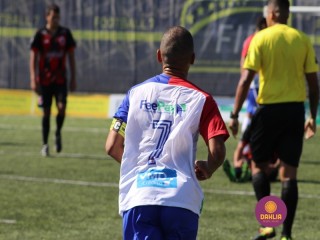 
<a style='margin-left: 5px;' class='btn btn-xs btn-social btn-facebook' href='https://www.facebook.com/sharer/sharer.php?u=https://boladovale.com.br/imgs/800-800-90/conteudo/fotos/1459/img4976.jpg' rel='popup' data-width='500' data-height='400'><i class='fa fa-facebook'></i>Compartilhar <span class='hidden-xs'>no Facebook</span>
</a> 
<a class='btn btn-default btn-xs' target='_blank' href='imgs/800-800-90/conteudo/fotos/1459/img4976.jpg'>
<span class='glyphicon glyphicon-cloud-download'></span> Salvar
</a> 
<span></span>