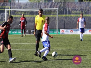 
<a style='margin-left: 5px;' class='btn btn-xs btn-social btn-facebook' href='https://www.facebook.com/sharer/sharer.php?u=https://boladovale.com.br/imgs/800-800-90/conteudo/fotos/1459/img4987.jpg' rel='popup' data-width='500' data-height='400'><i class='fa fa-facebook'></i>Compartilhar <span class='hidden-xs'>no Facebook</span>
</a> 
<a class='btn btn-default btn-xs' target='_blank' href='imgs/800-800-90/conteudo/fotos/1459/img4987.jpg'>
<span class='glyphicon glyphicon-cloud-download'></span> Salvar
</a> 
<span></span>