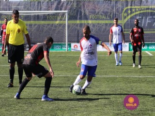 
<a style='margin-left: 5px;' class='btn btn-xs btn-social btn-facebook' href='https://www.facebook.com/sharer/sharer.php?u=https://boladovale.com.br/imgs/800-800-90/conteudo/fotos/1459/img4988.jpg' rel='popup' data-width='500' data-height='400'><i class='fa fa-facebook'></i>Compartilhar <span class='hidden-xs'>no Facebook</span>
</a> 
<a class='btn btn-default btn-xs' target='_blank' href='imgs/800-800-90/conteudo/fotos/1459/img4988.jpg'>
<span class='glyphicon glyphicon-cloud-download'></span> Salvar
</a> 
<span></span>