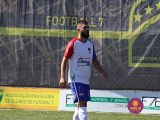 
<a style='margin-left: 5px;' class='btn btn-xs btn-social btn-facebook' href='https://www.facebook.com/sharer/sharer.php?u=https://boladovale.com.br/imgs/800-800-90/conteudo/fotos/1459/img4996.jpg' rel='popup' data-width='500' data-height='400'><i class='fa fa-facebook'></i>Compartilhar <span class='hidden-xs'>no Facebook</span>
</a> 
<a class='btn btn-default btn-xs' target='_blank' href='imgs/800-800-90/conteudo/fotos/1459/img4996.jpg'>
<span class='glyphicon glyphicon-cloud-download'></span> Salvar
</a> 
<span></span>