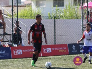 
<a style='margin-left: 5px;' class='btn btn-xs btn-social btn-facebook' href='https://www.facebook.com/sharer/sharer.php?u=https://boladovale.com.br/imgs/800-800-90/conteudo/fotos/1459/img5003.jpg' rel='popup' data-width='500' data-height='400'><i class='fa fa-facebook'></i>Compartilhar <span class='hidden-xs'>no Facebook</span>
</a> 
<a class='btn btn-default btn-xs' target='_blank' href='imgs/800-800-90/conteudo/fotos/1459/img5003.jpg'>
<span class='glyphicon glyphicon-cloud-download'></span> Salvar
</a> 
<span></span>