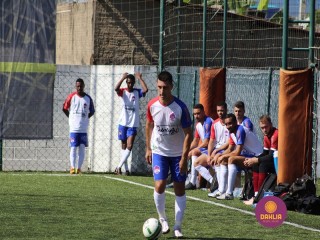 
<a style='margin-left: 5px;' class='btn btn-xs btn-social btn-facebook' href='https://www.facebook.com/sharer/sharer.php?u=https://boladovale.com.br/imgs/800-800-90/conteudo/fotos/1459/img5027.jpg' rel='popup' data-width='500' data-height='400'><i class='fa fa-facebook'></i>Compartilhar <span class='hidden-xs'>no Facebook</span>
</a> 
<a class='btn btn-default btn-xs' target='_blank' href='imgs/800-800-90/conteudo/fotos/1459/img5027.jpg'>
<span class='glyphicon glyphicon-cloud-download'></span> Salvar
</a> 
<span></span>