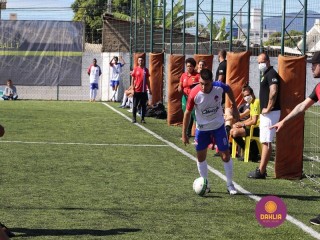 
<a style='margin-left: 5px;' class='btn btn-xs btn-social btn-facebook' href='https://www.facebook.com/sharer/sharer.php?u=https://boladovale.com.br/imgs/800-800-90/conteudo/fotos/1459/img5033.jpg' rel='popup' data-width='500' data-height='400'><i class='fa fa-facebook'></i>Compartilhar <span class='hidden-xs'>no Facebook</span>
</a> 
<a class='btn btn-default btn-xs' target='_blank' href='imgs/800-800-90/conteudo/fotos/1459/img5033.jpg'>
<span class='glyphicon glyphicon-cloud-download'></span> Salvar
</a> 
<span></span>