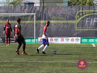 
<a style='margin-left: 5px;' class='btn btn-xs btn-social btn-facebook' href='https://www.facebook.com/sharer/sharer.php?u=https://boladovale.com.br/imgs/800-800-90/conteudo/fotos/1459/img5037.jpg' rel='popup' data-width='500' data-height='400'><i class='fa fa-facebook'></i>Compartilhar <span class='hidden-xs'>no Facebook</span>
</a> 
<a class='btn btn-default btn-xs' target='_blank' href='imgs/800-800-90/conteudo/fotos/1459/img5037.jpg'>
<span class='glyphicon glyphicon-cloud-download'></span> Salvar
</a> 
<span></span>