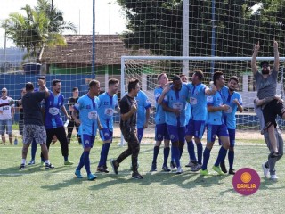 
<a style='margin-left: 5px;' class='btn btn-xs btn-social btn-facebook' href='https://www.facebook.com/sharer/sharer.php?u=https://boladovale.com.br/imgs/800-800-90/conteudo/fotos/1463/img9901.jpg' rel='popup' data-width='500' data-height='400'><i class='fa fa-facebook'></i>Compartilhar <span class='hidden-xs'>no Facebook</span>
</a> 
<a class='btn btn-default btn-xs' target='_blank' href='imgs/800-800-90/conteudo/fotos/1463/img9901.jpg'>
<span class='glyphicon glyphicon-cloud-download'></span> Salvar
</a> 
<span></span>