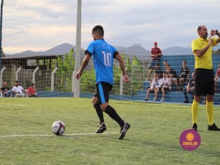 
<a style='margin-left: 5px;' class='btn btn-xs btn-social btn-facebook' href='https://www.facebook.com/sharer/sharer.php?u=https://boladovale.com.br/imgs/800-800-90/conteudo/fotos/1464/img0036.jpg' rel='popup' data-width='500' data-height='400'><i class='fa fa-facebook'></i>Compartilhar <span class='hidden-xs'>no Facebook</span>
</a> 
<a class='btn btn-default btn-xs' target='_blank' href='imgs/800-800-90/conteudo/fotos/1464/img0036.jpg'>
<span class='glyphicon glyphicon-cloud-download'></span> Salvar
</a> 
<span></span>