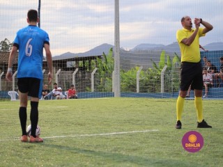 
<a style='margin-left: 5px;' class='btn btn-xs btn-social btn-facebook' href='https://www.facebook.com/sharer/sharer.php?u=https://boladovale.com.br/imgs/800-800-90/conteudo/fotos/1464/img0057.jpg' rel='popup' data-width='500' data-height='400'><i class='fa fa-facebook'></i>Compartilhar <span class='hidden-xs'>no Facebook</span>
</a> 
<a class='btn btn-default btn-xs' target='_blank' href='imgs/800-800-90/conteudo/fotos/1464/img0057.jpg'>
<span class='glyphicon glyphicon-cloud-download'></span> Salvar
</a> 
<span></span>