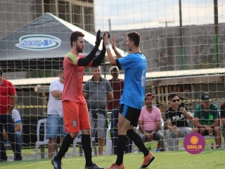 
<a style='margin-left: 5px;' class='btn btn-xs btn-social btn-facebook' href='https://www.facebook.com/sharer/sharer.php?u=https://boladovale.com.br/imgs/800-800-90/conteudo/fotos/1464/img0064.jpg' rel='popup' data-width='500' data-height='400'><i class='fa fa-facebook'></i>Compartilhar <span class='hidden-xs'>no Facebook</span>
</a> 
<a class='btn btn-default btn-xs' target='_blank' href='imgs/800-800-90/conteudo/fotos/1464/img0064.jpg'>
<span class='glyphicon glyphicon-cloud-download'></span> Salvar
</a> 
<span></span>