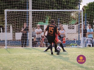 
<a style='margin-left: 5px;' class='btn btn-xs btn-social btn-facebook' href='https://www.facebook.com/sharer/sharer.php?u=https://boladovale.com.br/imgs/800-800-90/conteudo/fotos/1464/img0071.jpg' rel='popup' data-width='500' data-height='400'><i class='fa fa-facebook'></i>Compartilhar <span class='hidden-xs'>no Facebook</span>
</a> 
<a class='btn btn-default btn-xs' target='_blank' href='imgs/800-800-90/conteudo/fotos/1464/img0071.jpg'>
<span class='glyphicon glyphicon-cloud-download'></span> Salvar
</a> 
<span></span>