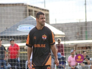 
<a style='margin-left: 5px;' class='btn btn-xs btn-social btn-facebook' href='https://www.facebook.com/sharer/sharer.php?u=https://boladovale.com.br/imgs/800-800-90/conteudo/fotos/1464/img0079.jpg' rel='popup' data-width='500' data-height='400'><i class='fa fa-facebook'></i>Compartilhar <span class='hidden-xs'>no Facebook</span>
</a> 
<a class='btn btn-default btn-xs' target='_blank' href='imgs/800-800-90/conteudo/fotos/1464/img0079.jpg'>
<span class='glyphicon glyphicon-cloud-download'></span> Salvar
</a> 
<span></span>