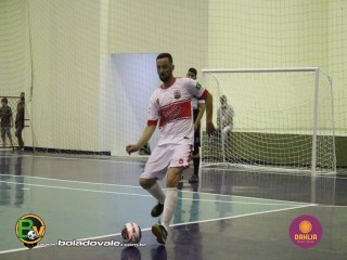 
<a style='margin-left: 5px;' class='btn btn-xs btn-social btn-facebook' href='https://www.facebook.com/sharer/sharer.php?u=https://boladovale.com.br/imgs/800-800-90/conteudo/fotos/1466/img1239.jpg' rel='popup' data-width='500' data-height='400'><i class='fa fa-facebook'></i>Compartilhar <span class='hidden-xs'>no Facebook</span>
</a> 
<a class='btn btn-default btn-xs' target='_blank' href='imgs/800-800-90/conteudo/fotos/1466/img1239.jpg'>
<span class='glyphicon glyphicon-cloud-download'></span> Salvar
</a> 
<span></span>
